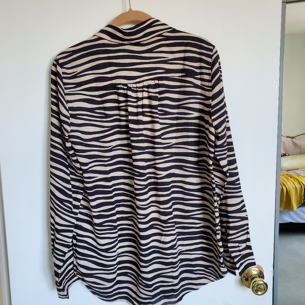 Blose, beige and black zebra print